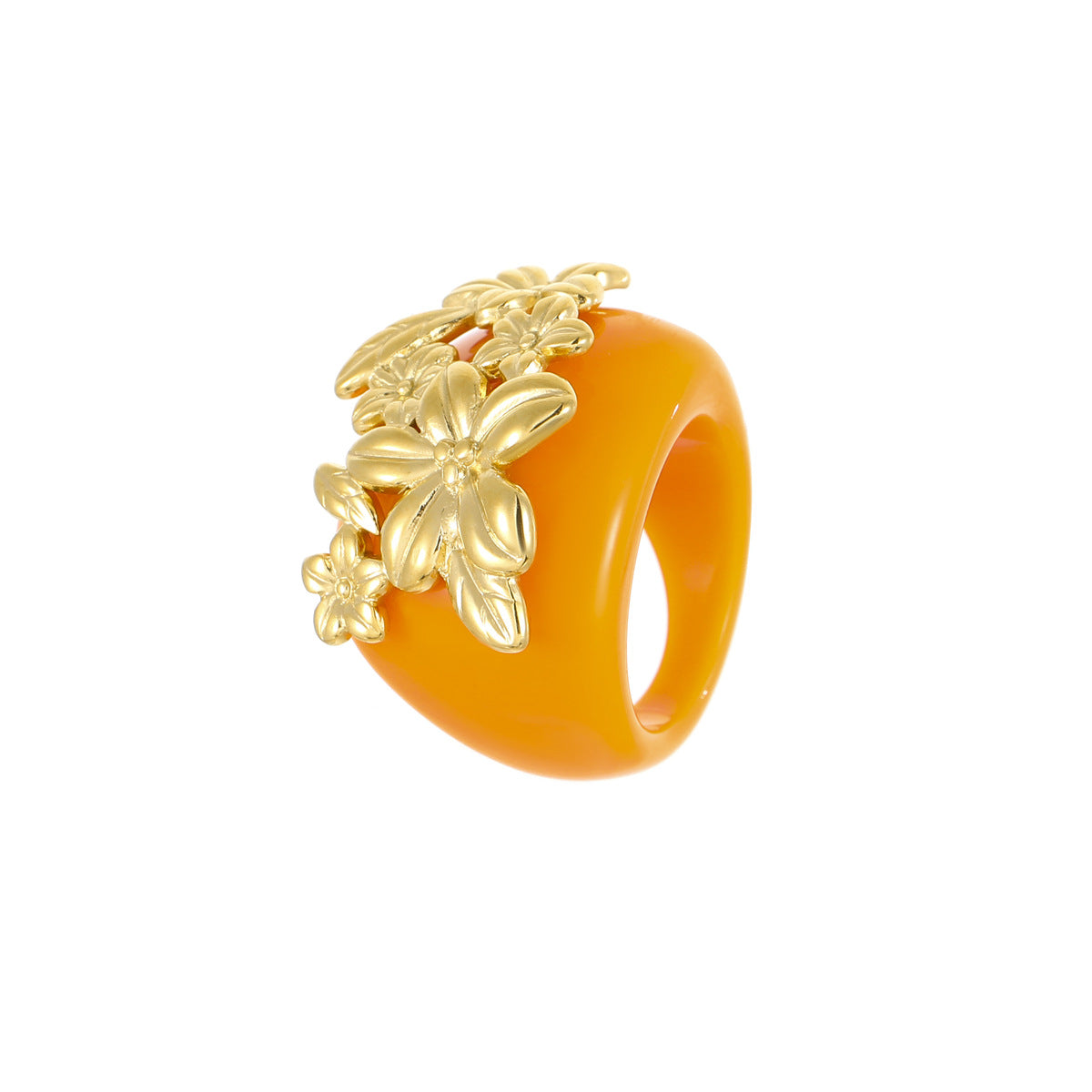 Floral design ring with a vibrant and intricate pattern