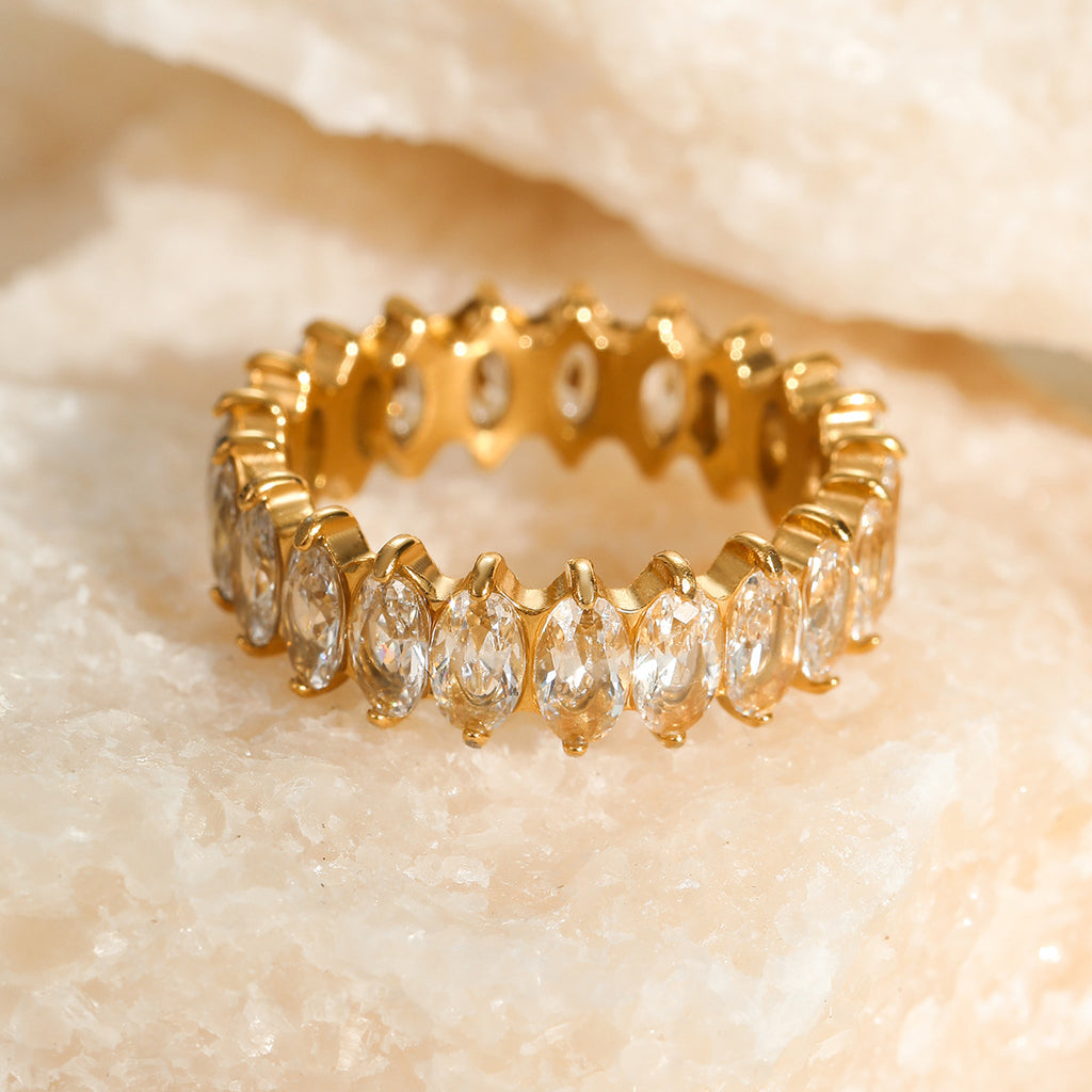 High-end ring with zircon stones embellished