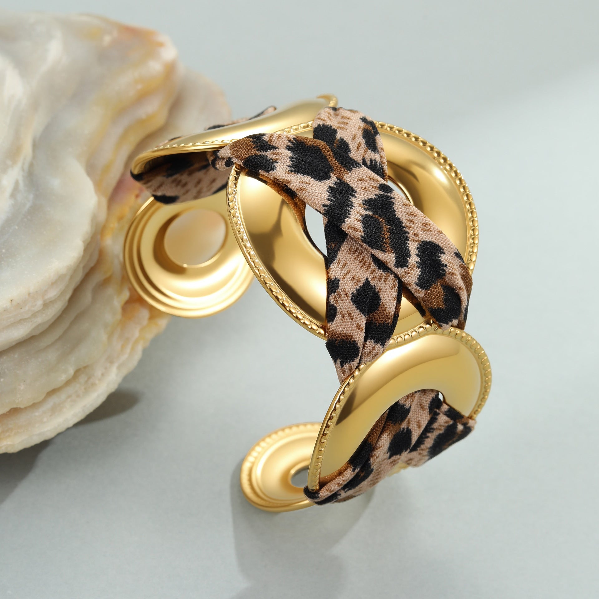 Leopard-print ribbon bracelet